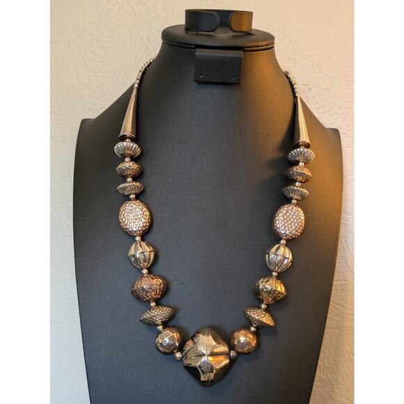 Vintage Chunky Tribal Multi-Tone Multi-Shape Metal Beaded Lightweight Necklace - Picture 1 of 10